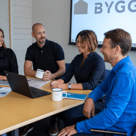 Byggfakta Group team meeting at conference table